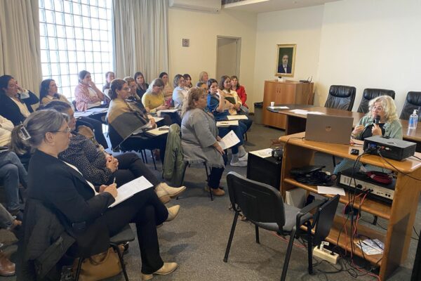 Nurses realizan Jornada de Liderazgo y Comunicación