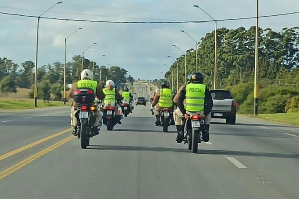 CAMOC realiza traslado médico especializado con apoyo policial